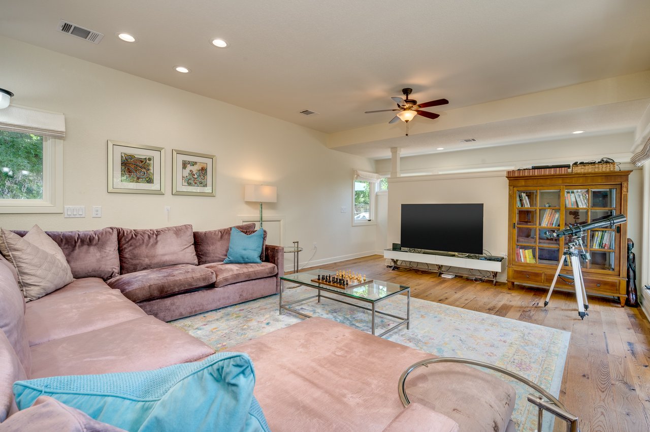 3907 Bailey Ln