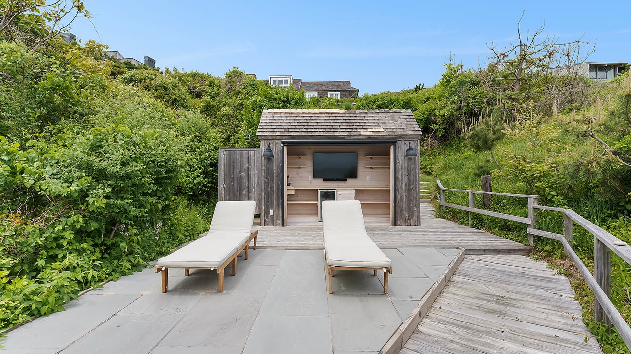 644 Old Montauk Highway, Montauk