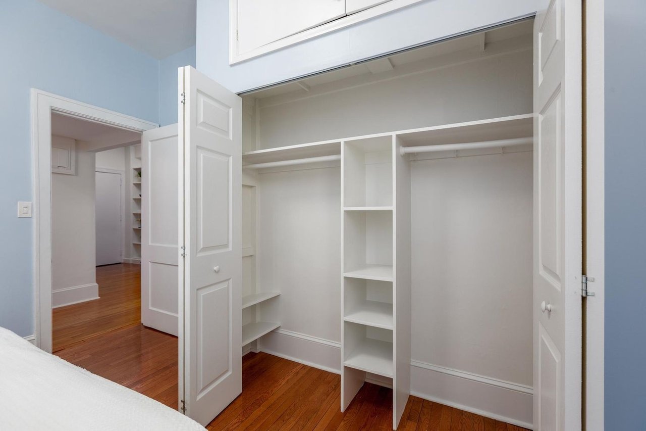 3039 Macomb St NW, Unit 18