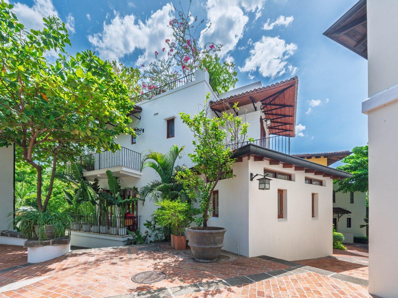 25 Paseo Del Mar | Best-Priced Beachfront Home in Las Catalinas