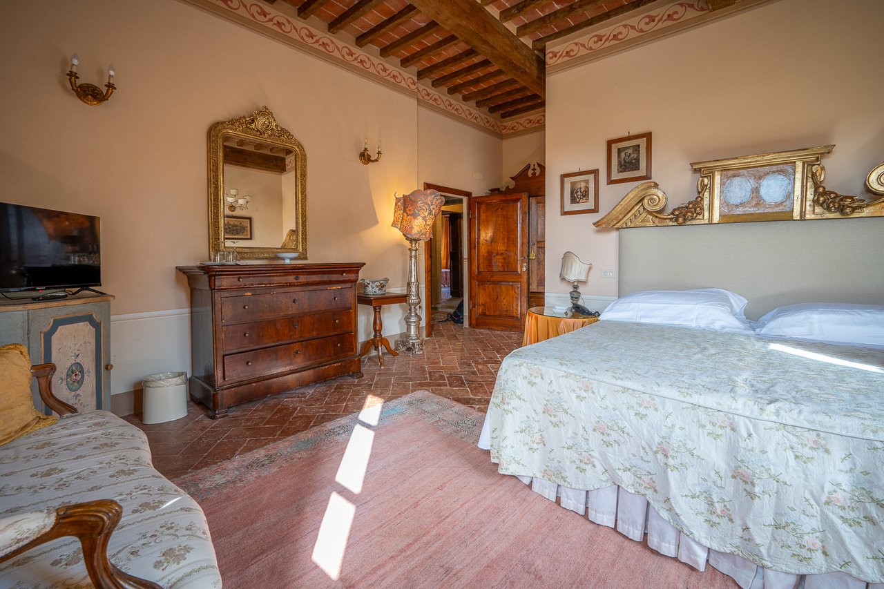 VILLA MECENATE