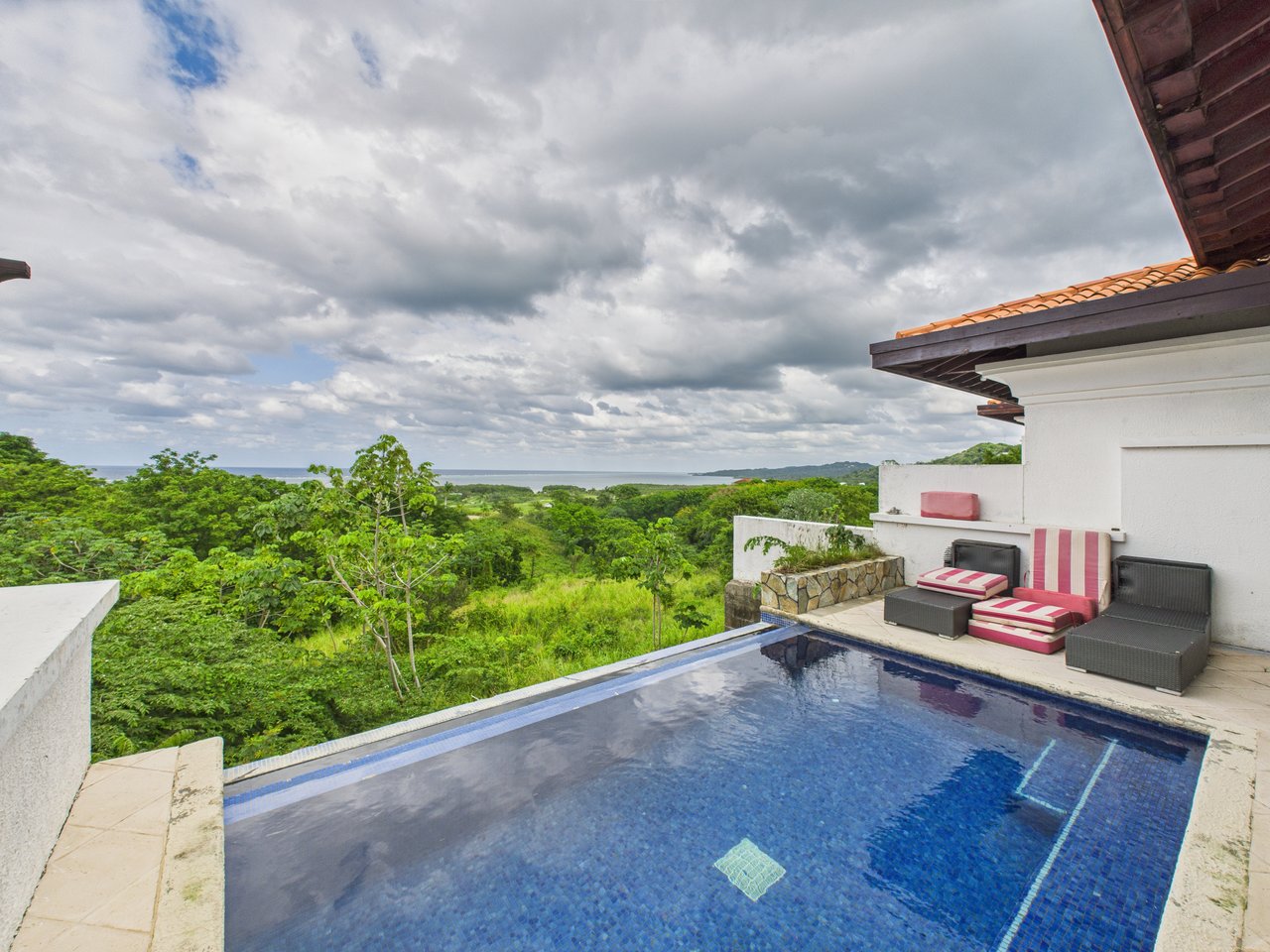 Villa 1203, Pristine Bay 