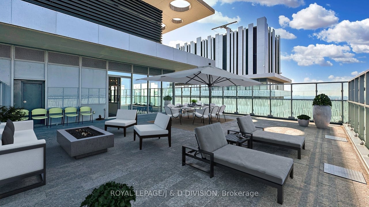 LUXURY ABOVE THE CITY PENTHOUSE