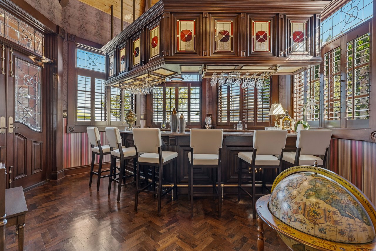 Mulholland Hills Country Club | Premier Golf & Tennis View Estate