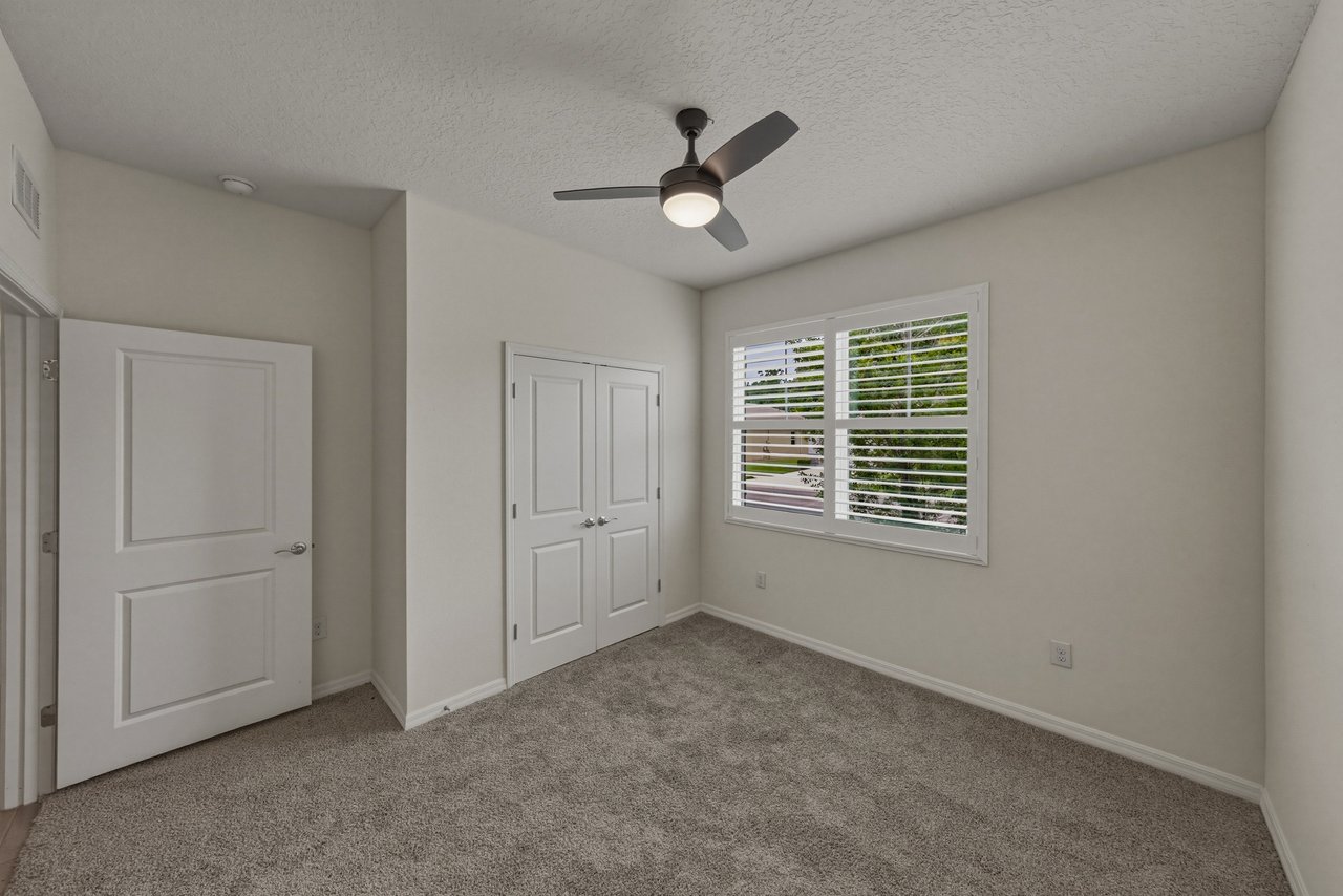 12322 EASTPOINTE DR