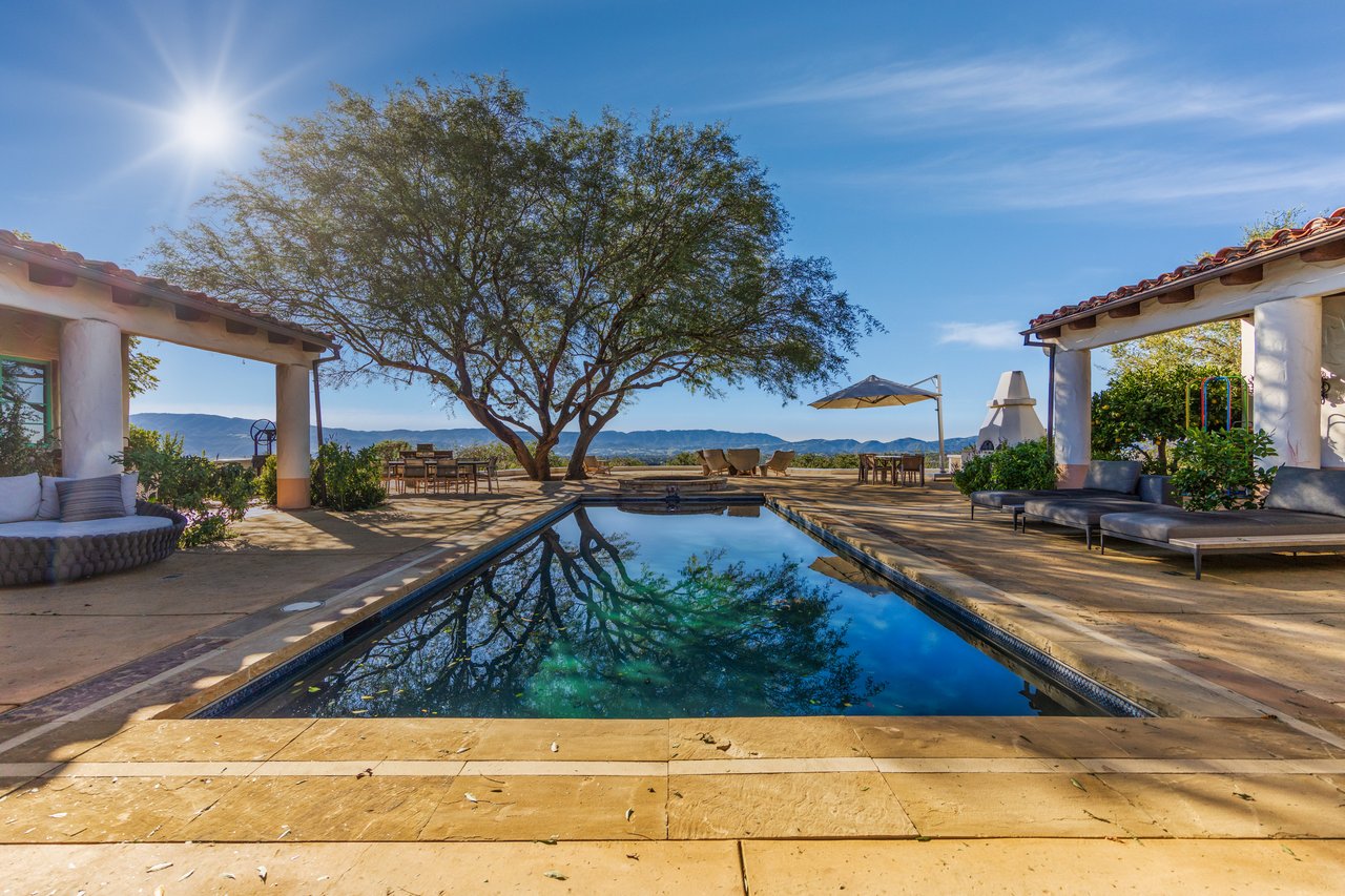 22 Acres of Timeless California Living