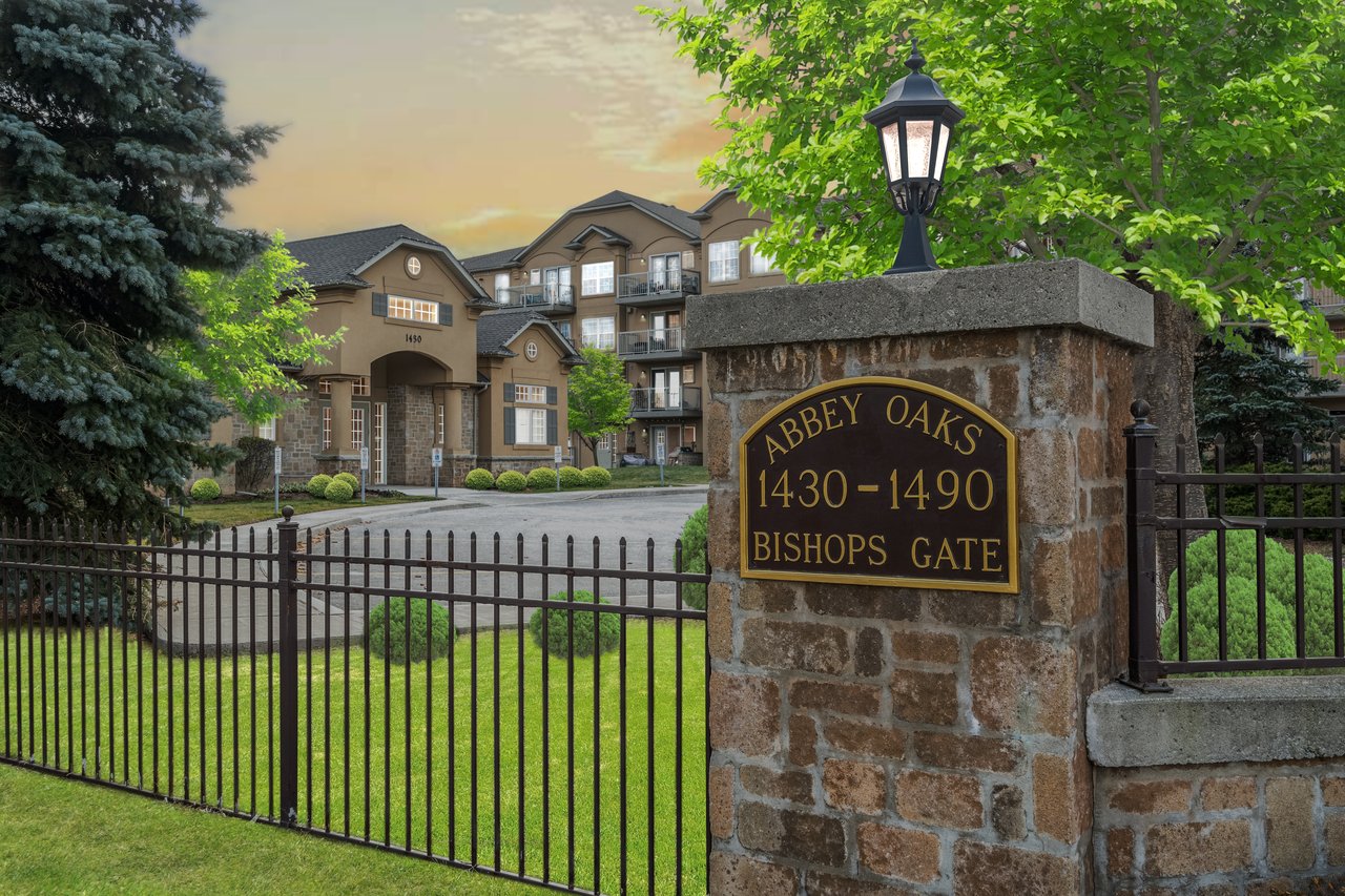 Abbey Oaks: 1430-1490 Bishops Gate Oakville