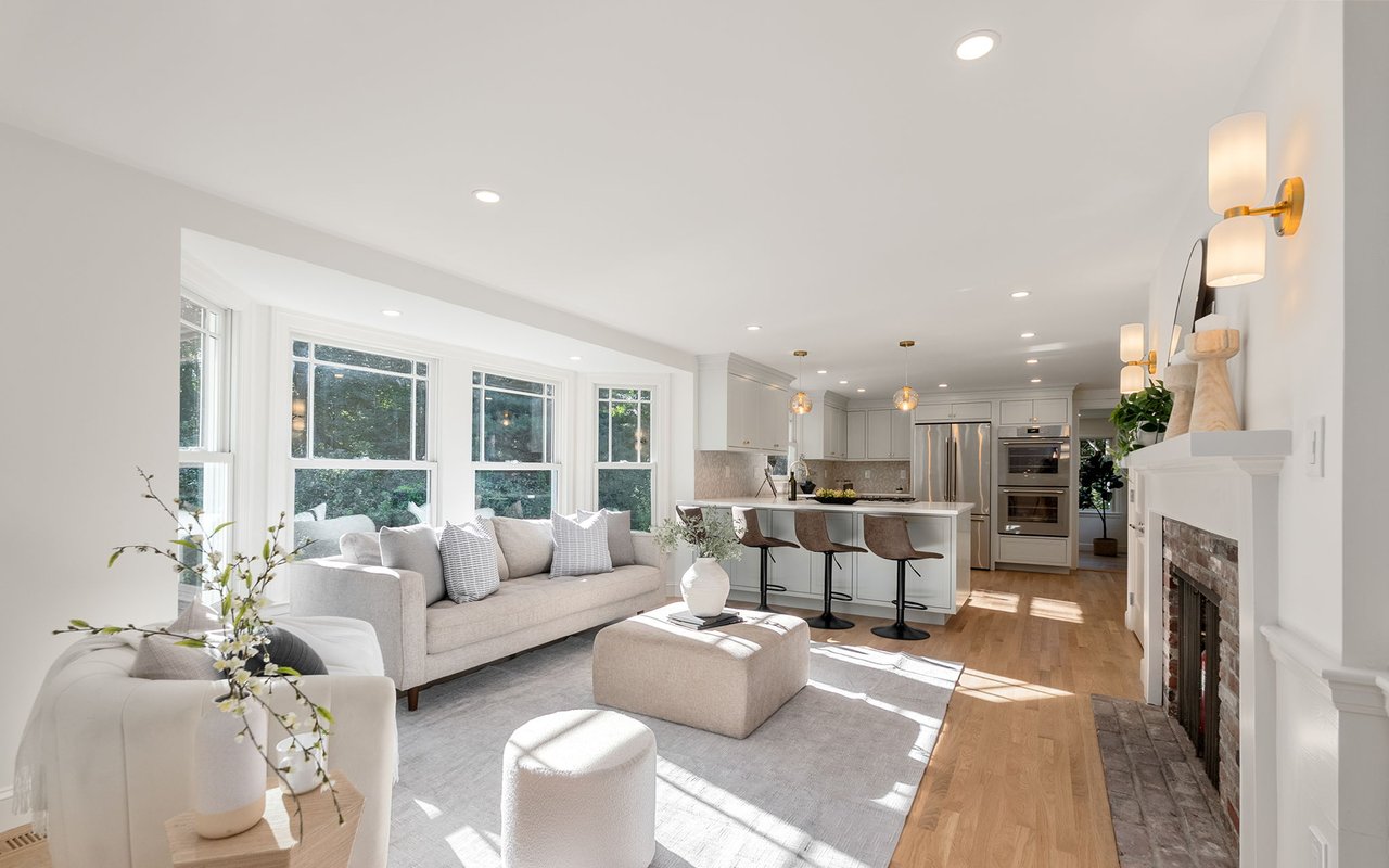 95 Sylvan Lane Weston, MA 02493