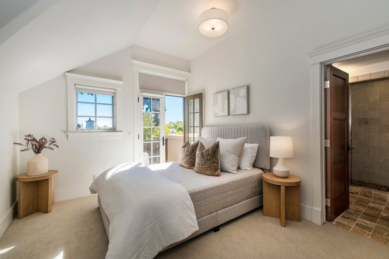 Award Winning Craftsman Design Townhome in Prime Santa Barbara Location 