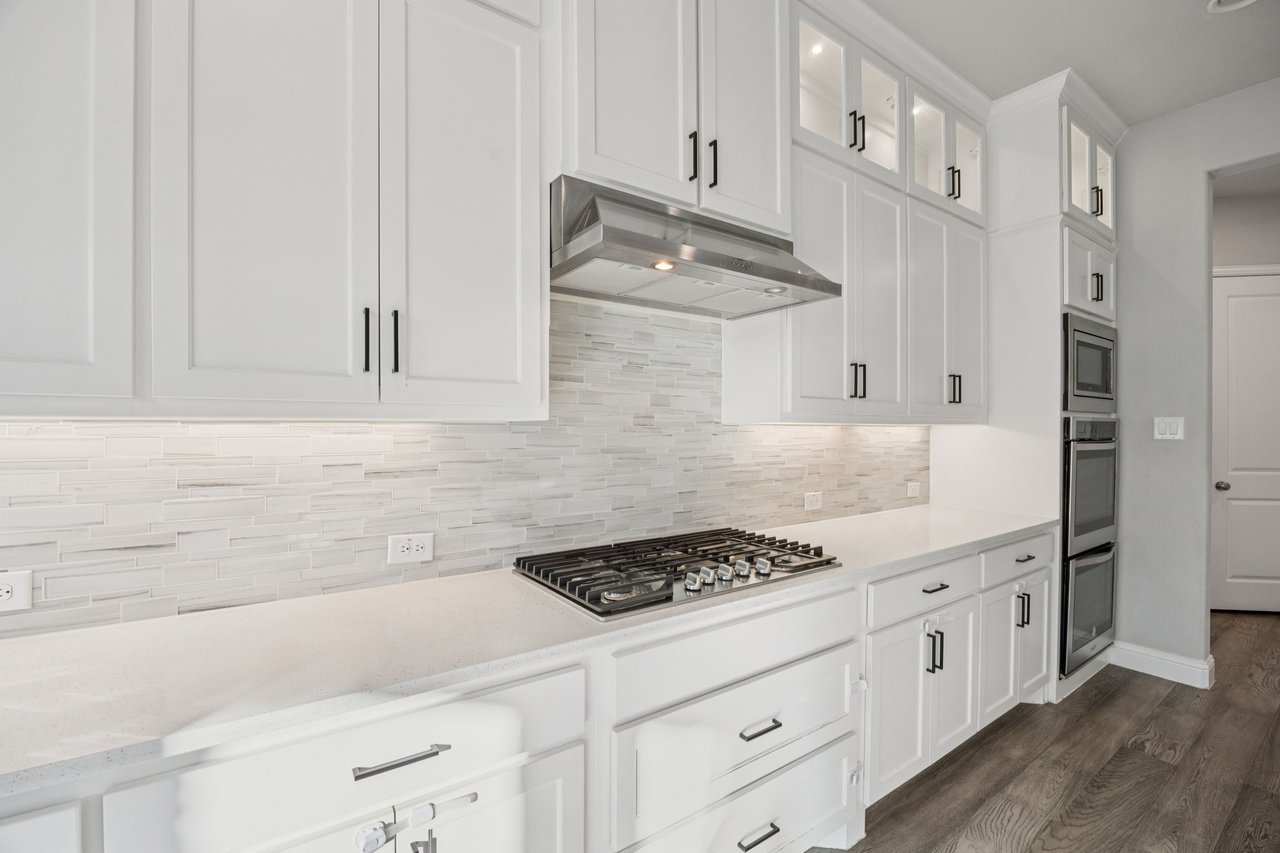 1001 Grassy Shore Ln