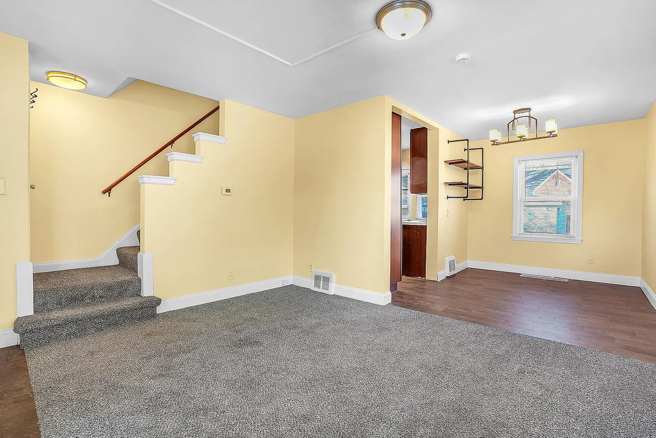 8206-8208 Highland Pl, Munster, IN