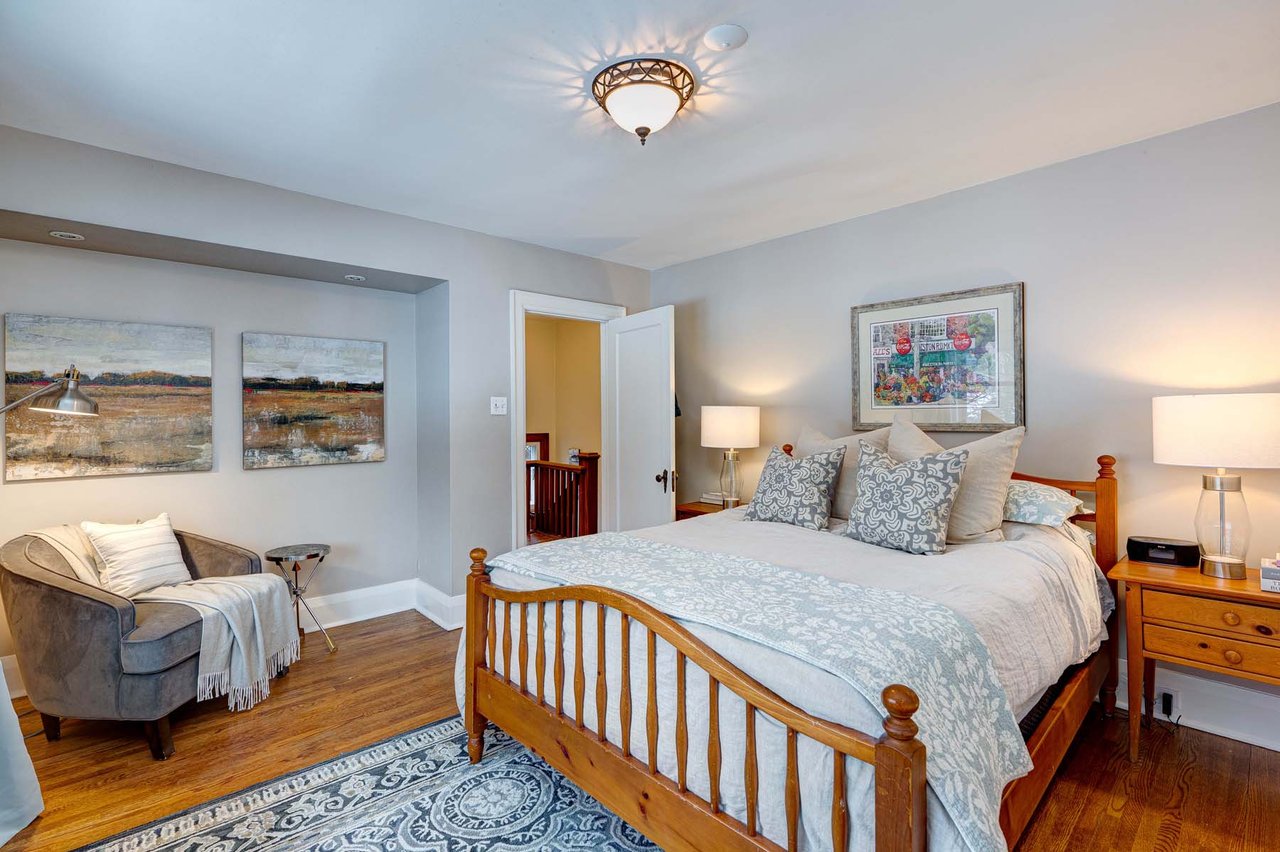 268 Glen Manor Dr W