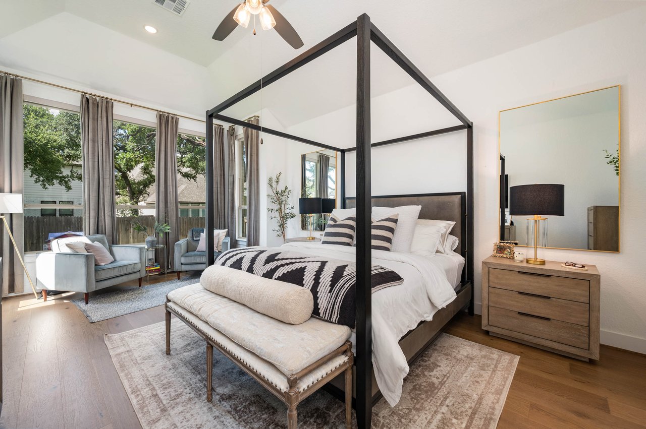 10039 Sarah Place