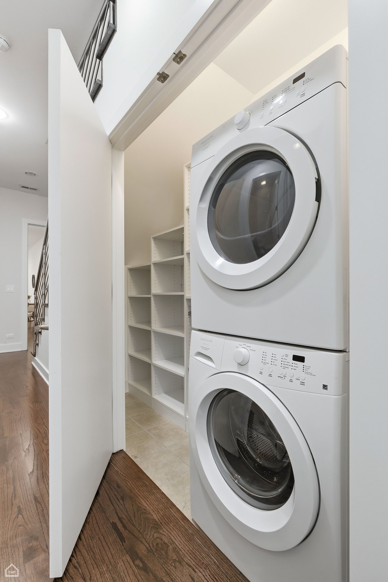 925 N Hermitage Ave | Unit 1 