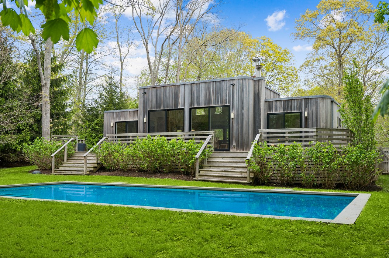 256 Town Lane
