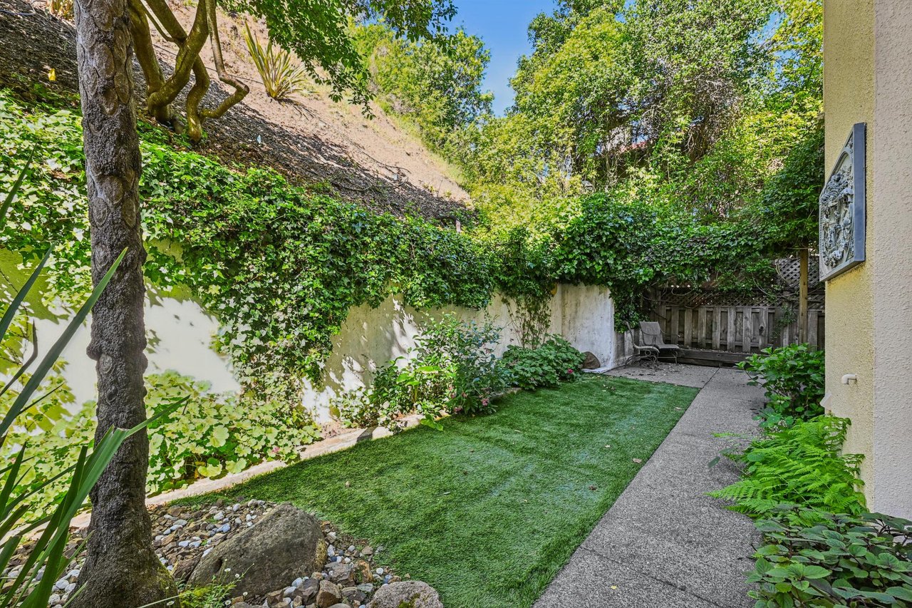 17 Heron Drive | Strawberry