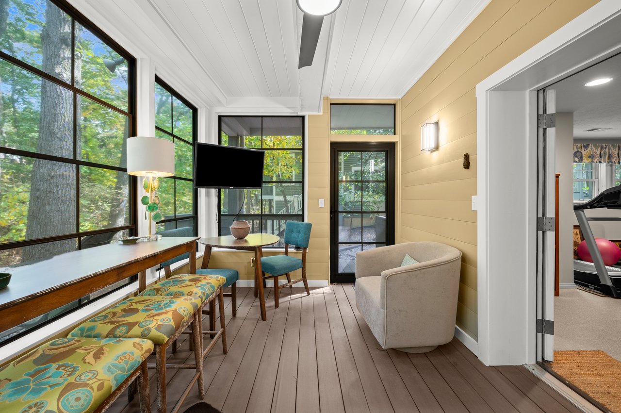 Lake MI Townhouse