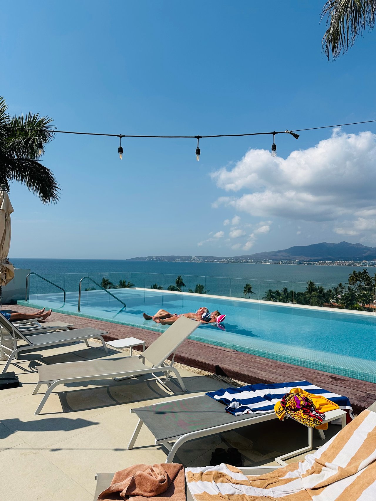 🌊 FOR RENT - Pavilion - 2 Bed Ocean Views - Check-In to the Extraoardinary!