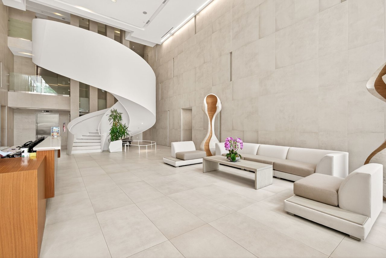 Refined Urban Living