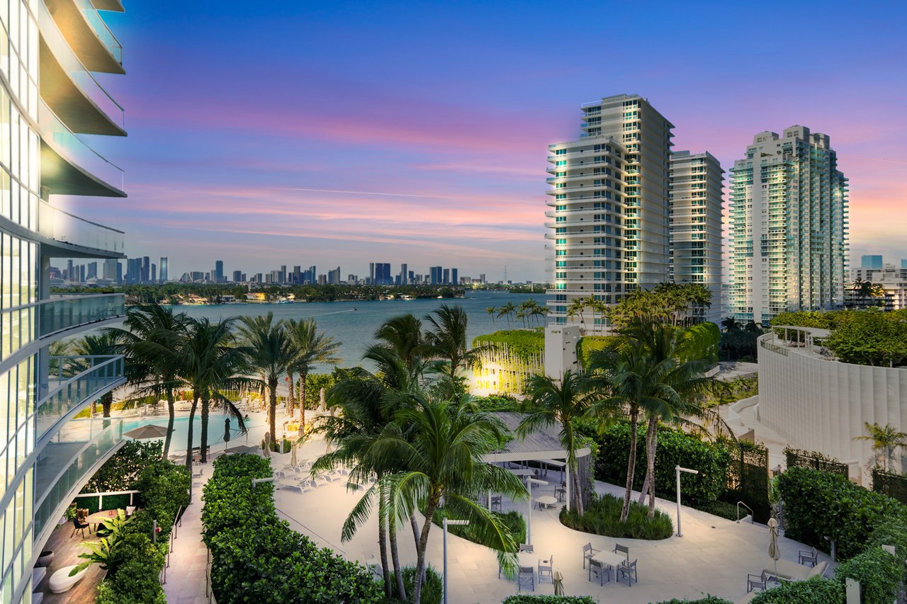 Icon South Beach Unit 906 | South Of Fifth