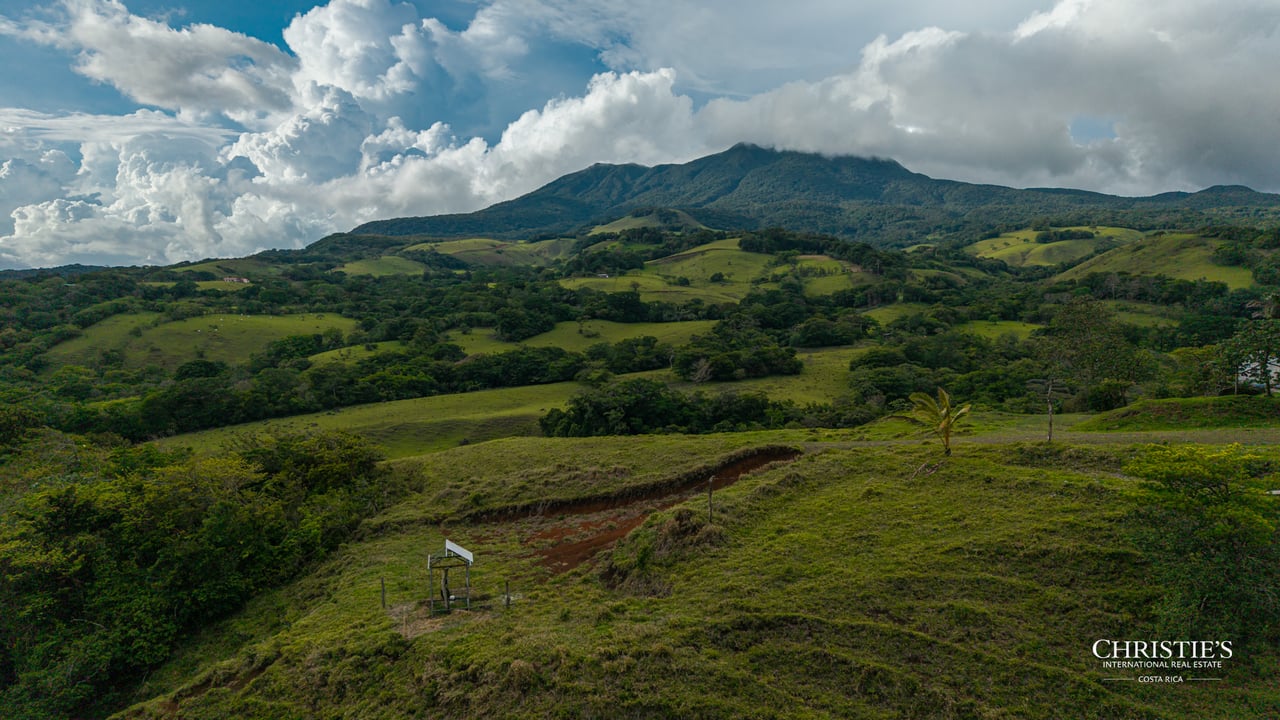 Origins Mineral: A Rare Landholding in Guanacaste’s Volcanic Highlands