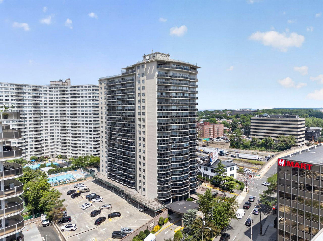2077 Center Avenue PHB