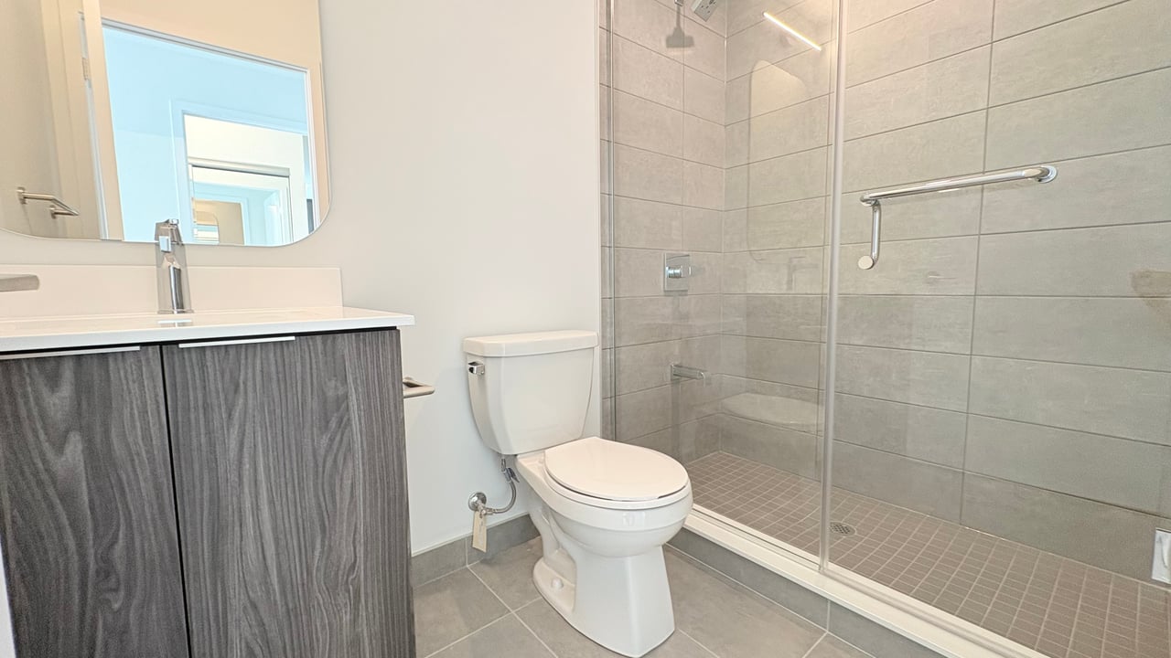 15 Richardson Street Unit: 1814