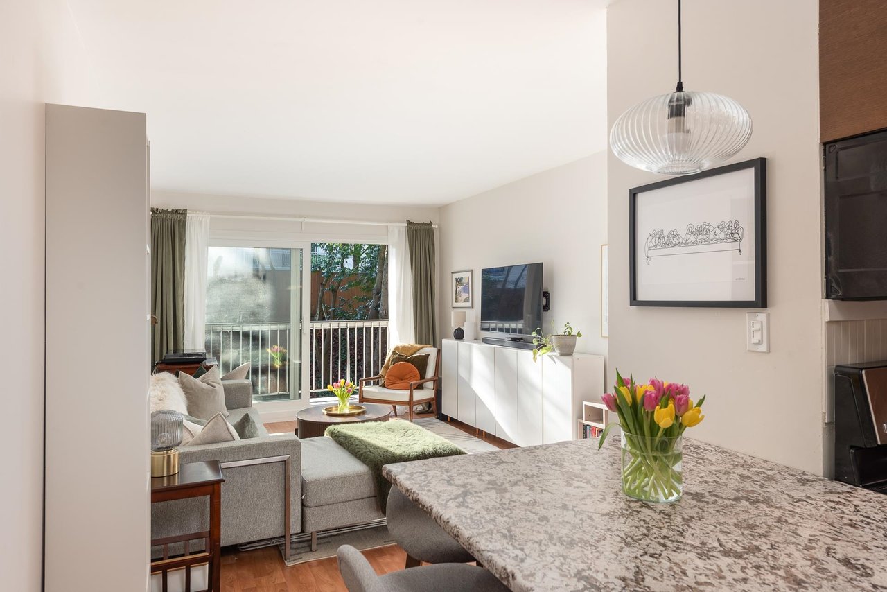 809-756 Great Northern Way, Vancouver