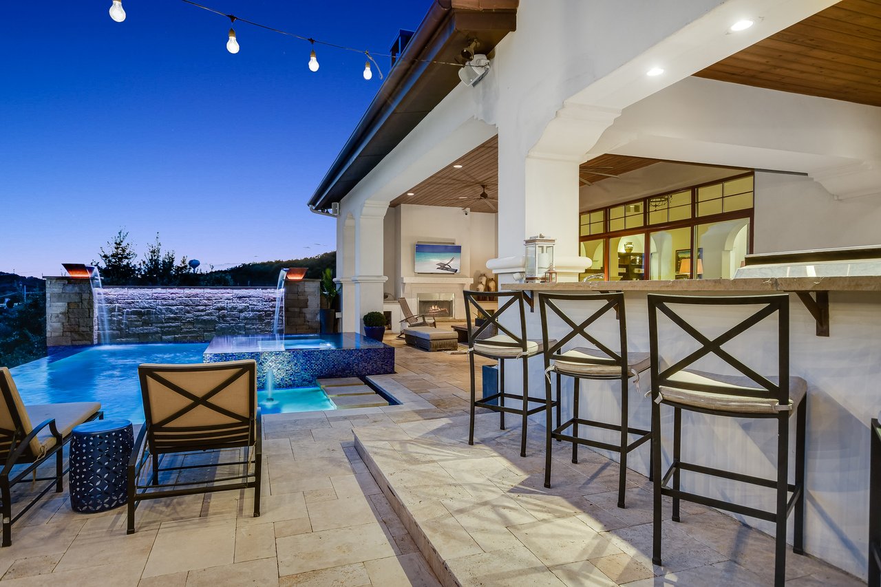 Executive Villa With Breathtaking Views