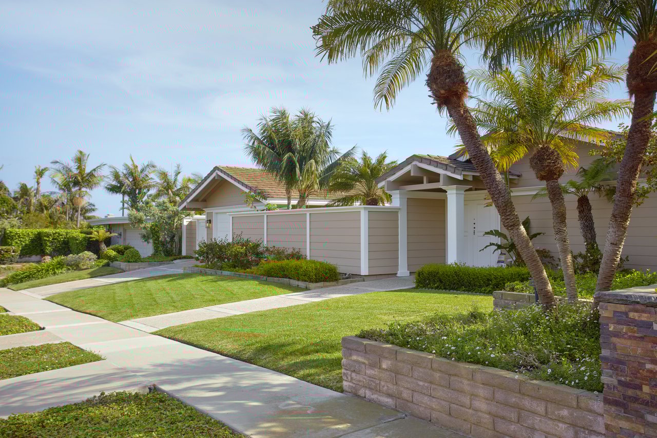 2821 Ebbtide Road