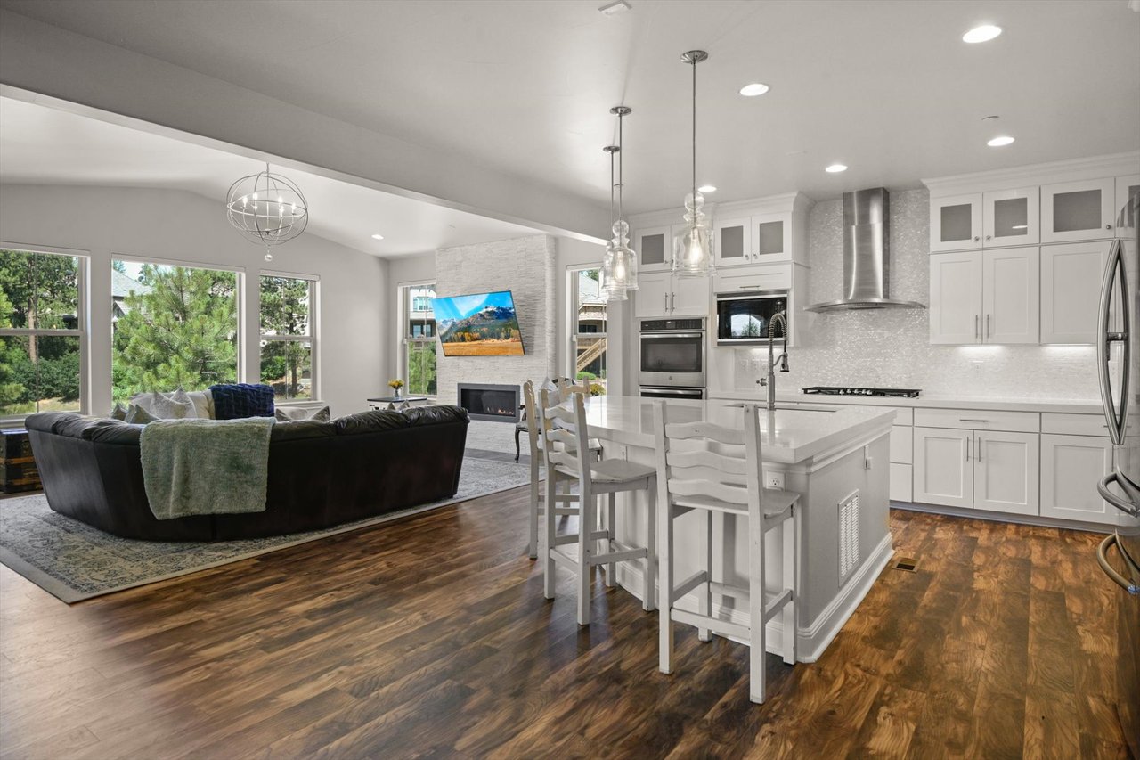 6881 Northstar Court