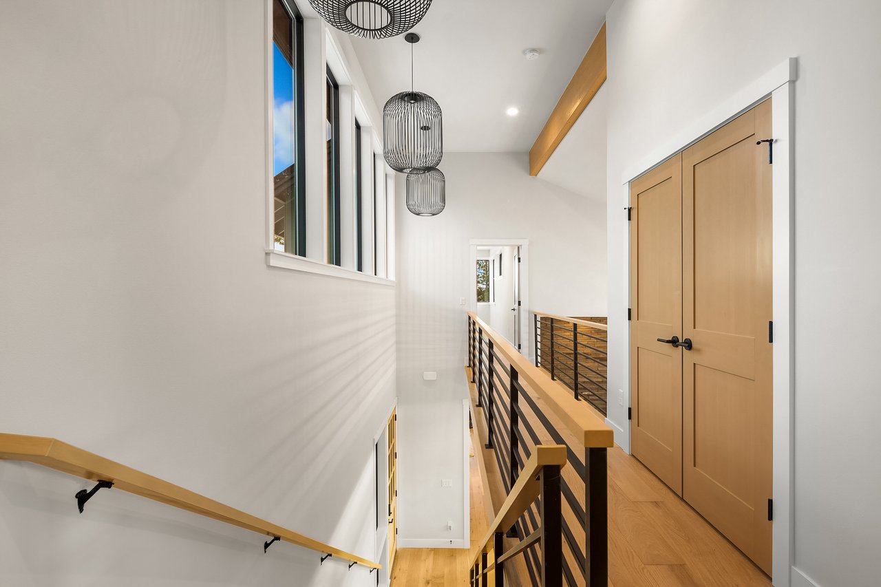 2241 Forest Ridge Drive