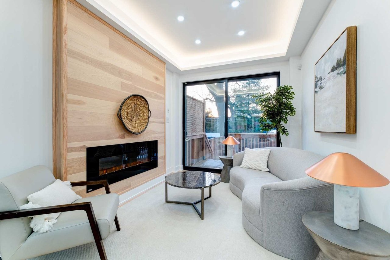 230 Willow Ave