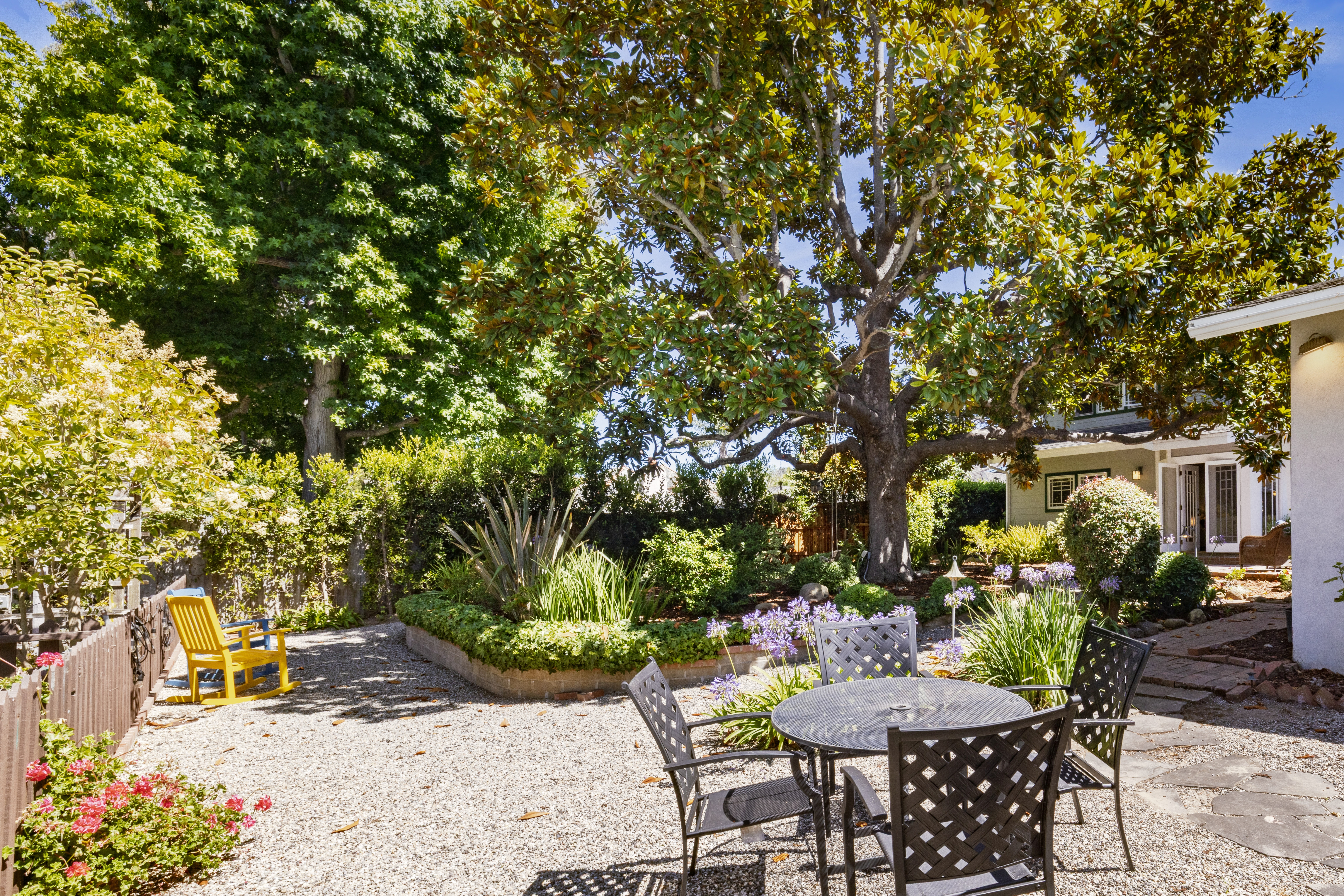 Four Bedroom Home Near Butterfly Beach