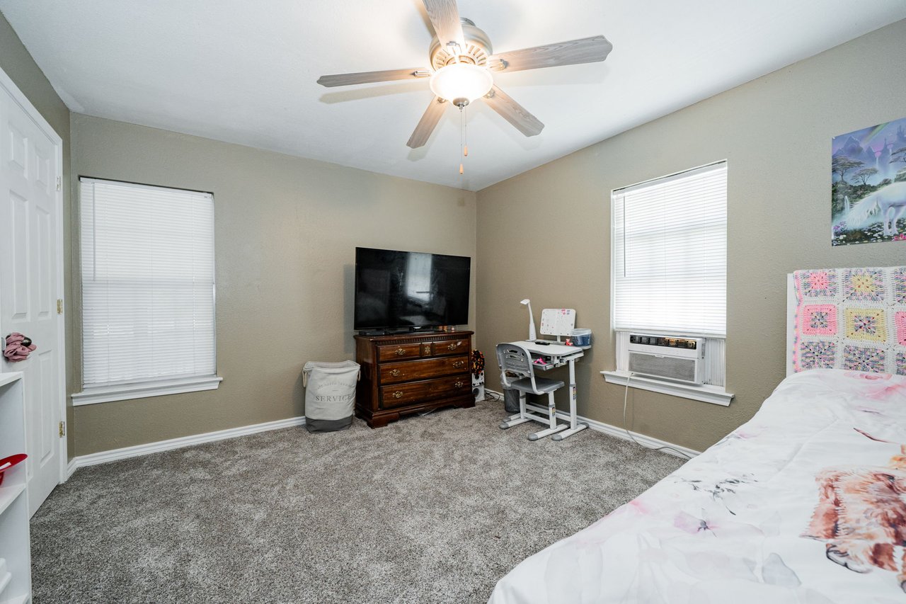 A Ben Wheeler Country Home & Land Dream!