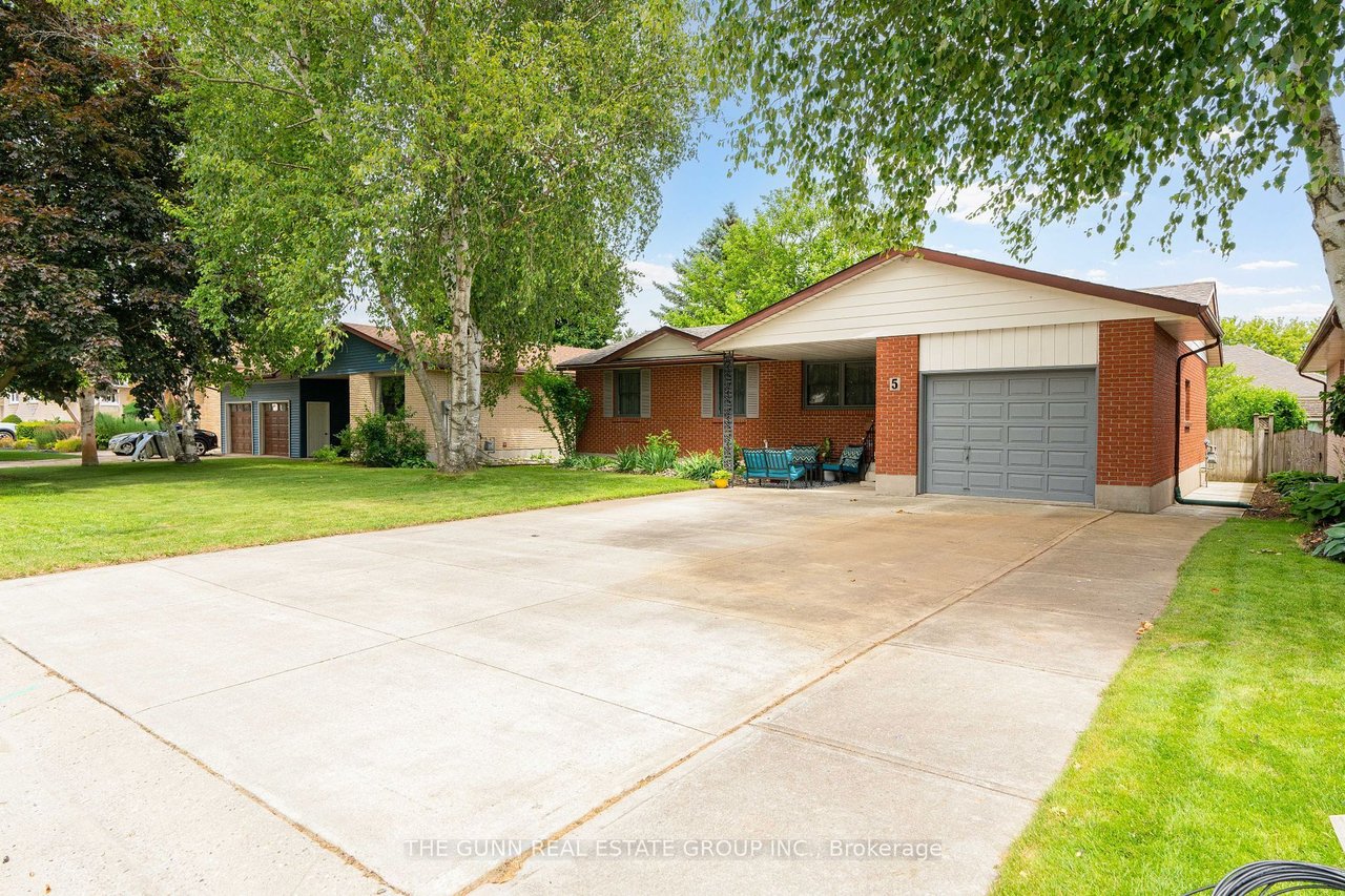 5 Locke Hts