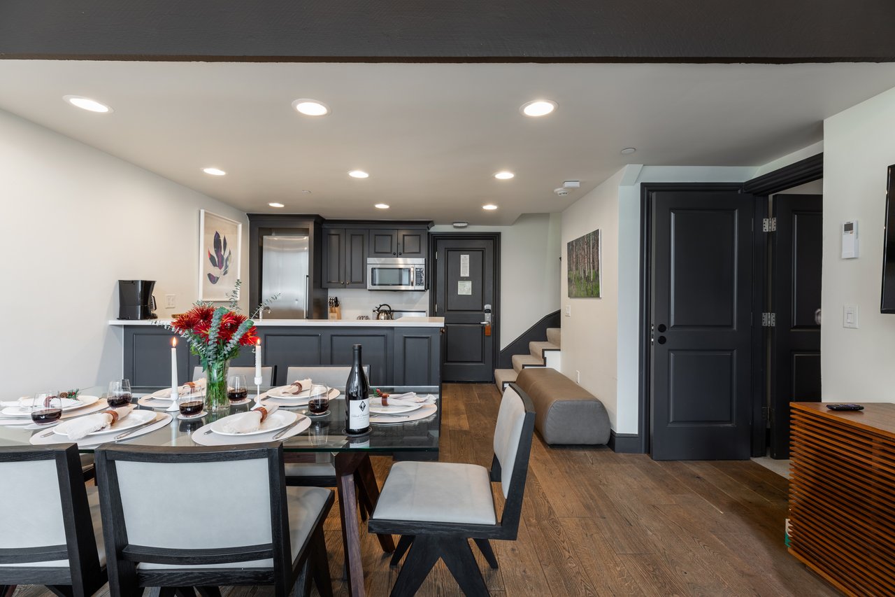 The Lodge at Vail Condominiums #360