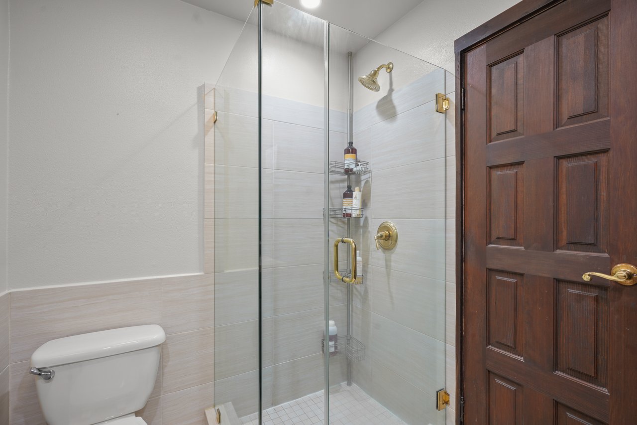 2260 N. Cahuenga Boulevard, No. 307