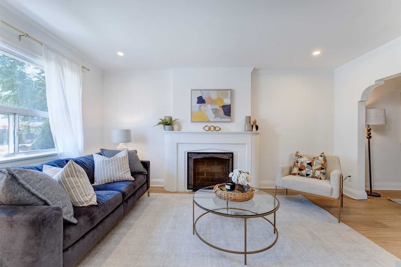 1144 Woodbine Ave