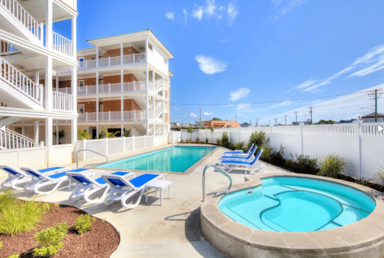 101 W 9th St. Unit 106
