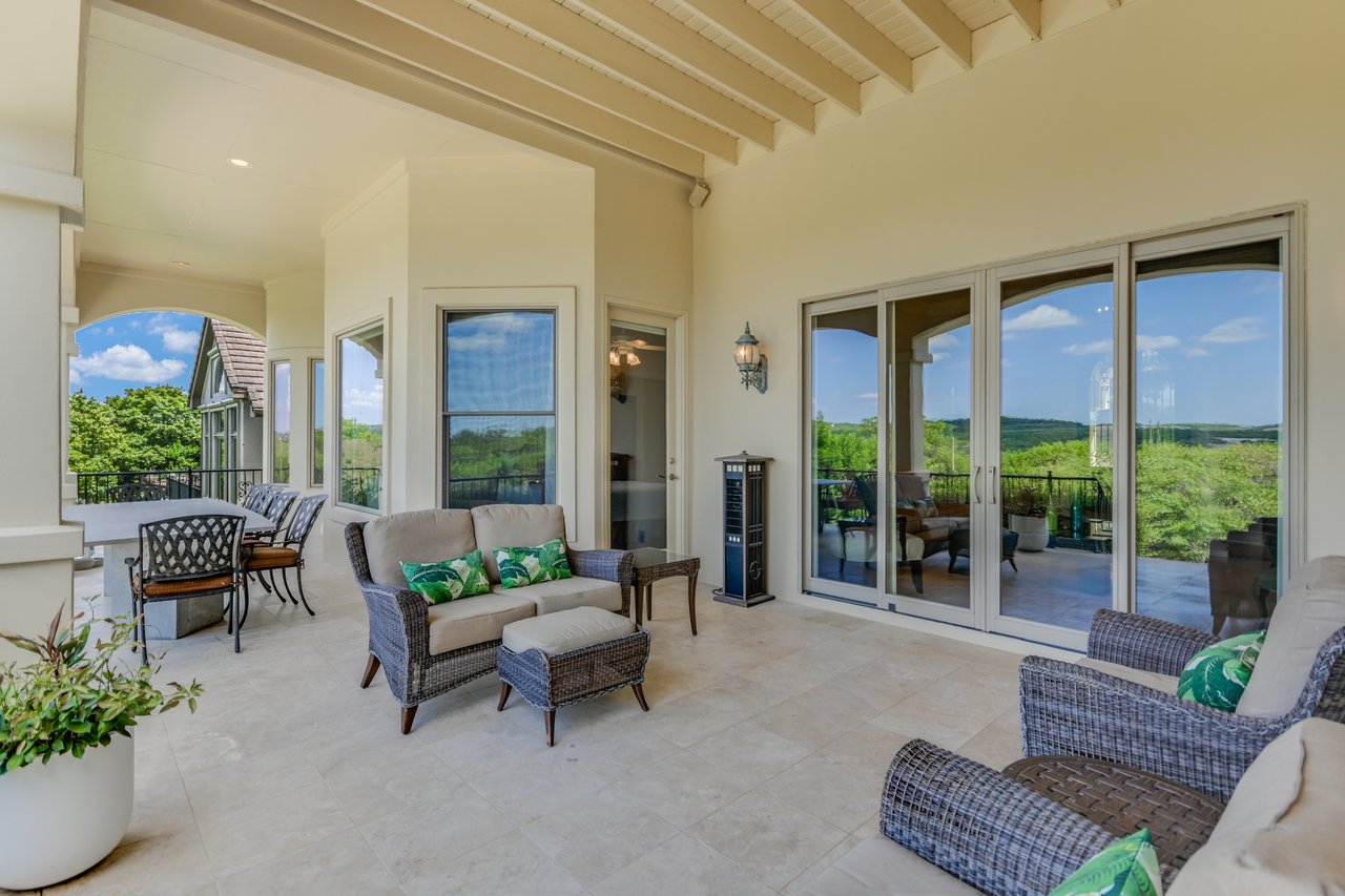 1812 Chalk Rock Cove