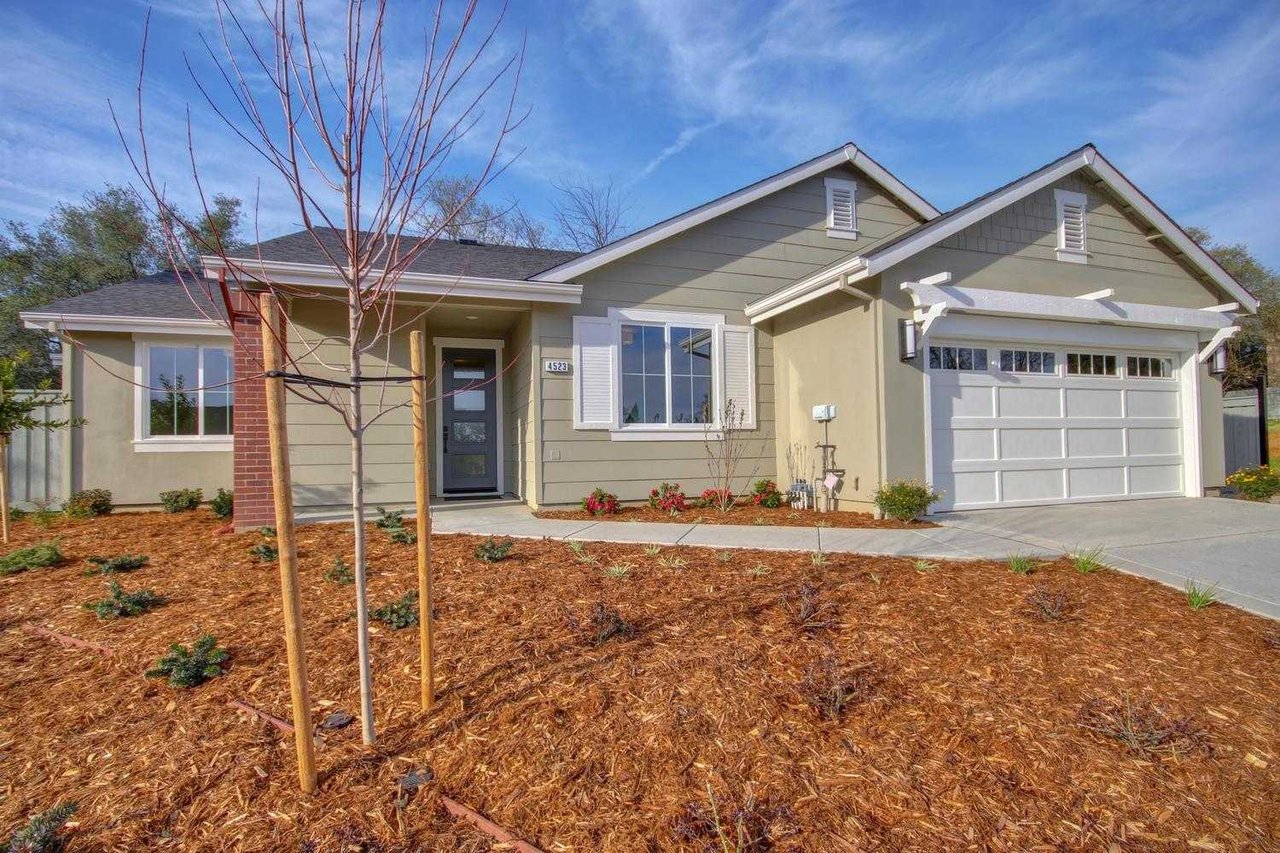 4523 Old Village Place