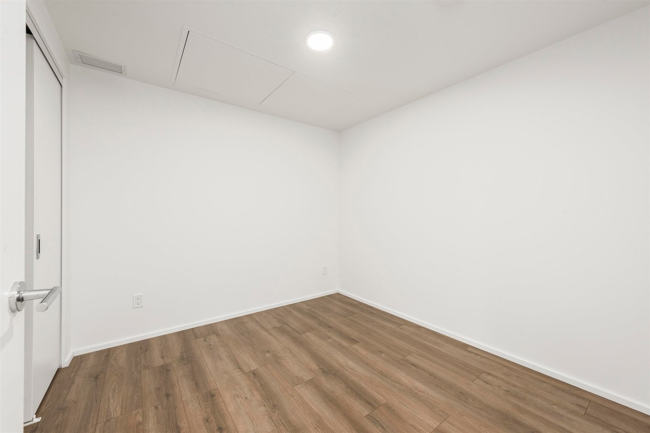 1305-3809 Evergreen Pl