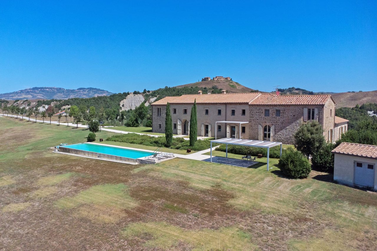 LA VOLTERRANA  “Wonderful property with swimming pool for sale in Volterra”
