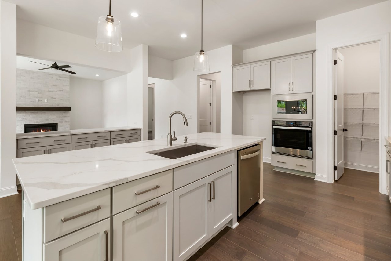 3701 Heddington Lane