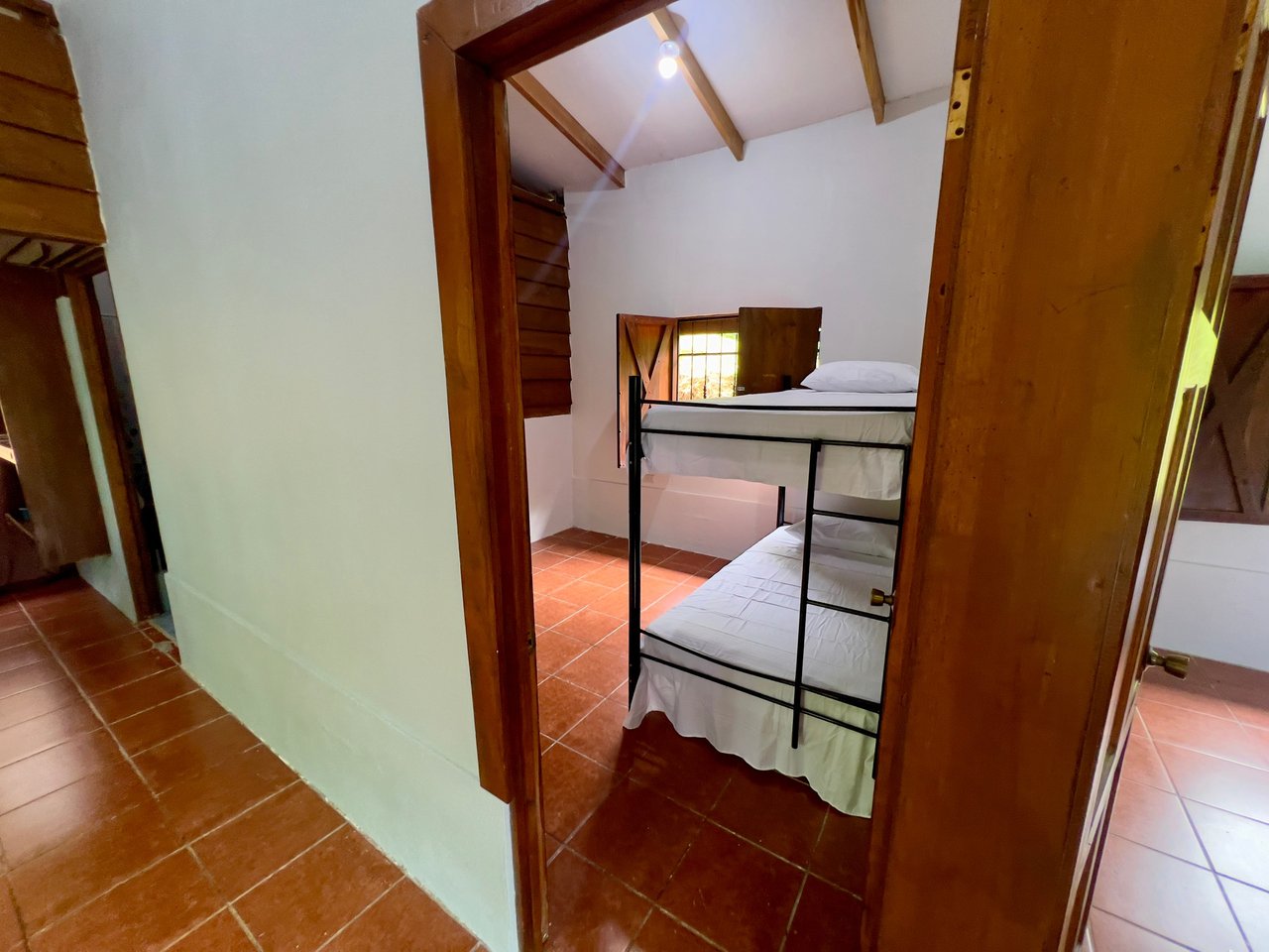 Affordable Wooden Cabañita, 2 bed, 1 bath. 