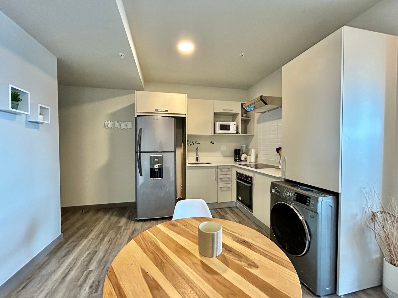 Skyline View Furnished Condo, Sabana and Rohrmoser, San Jose