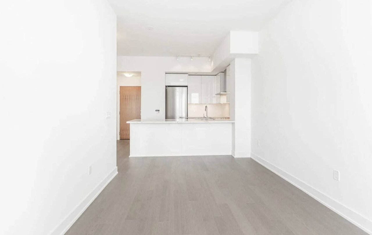 20 Shore Breeze Dr Unit: 4401