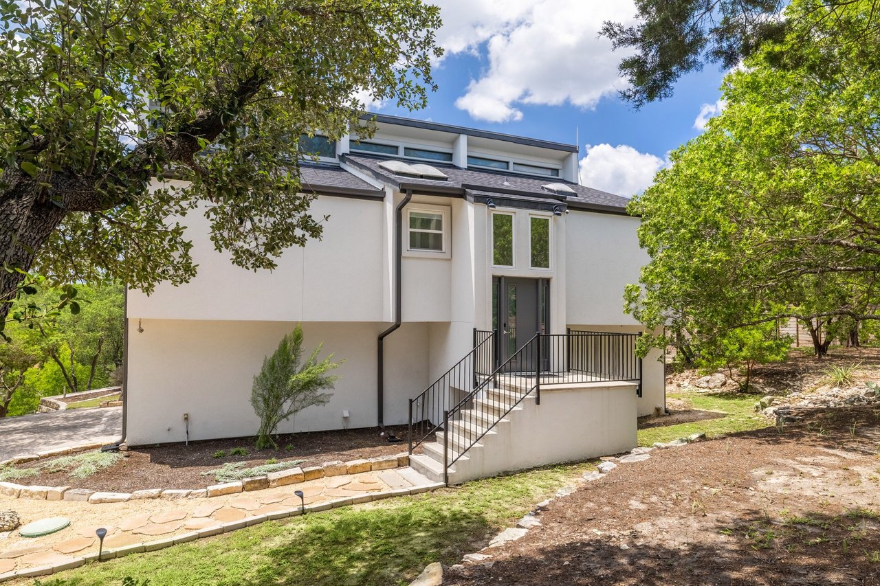 7206 Comanche Trail