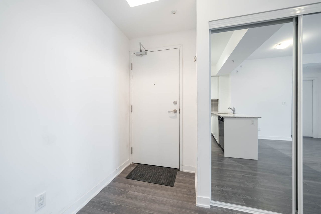 424-3560 St Clair Ave E